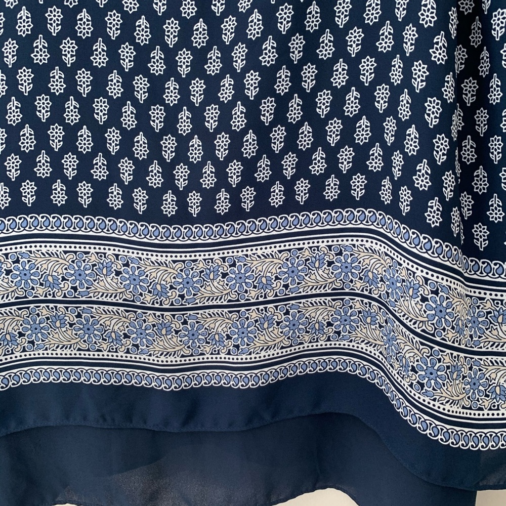 Max Studio Tank Top - Picture 5 of 8